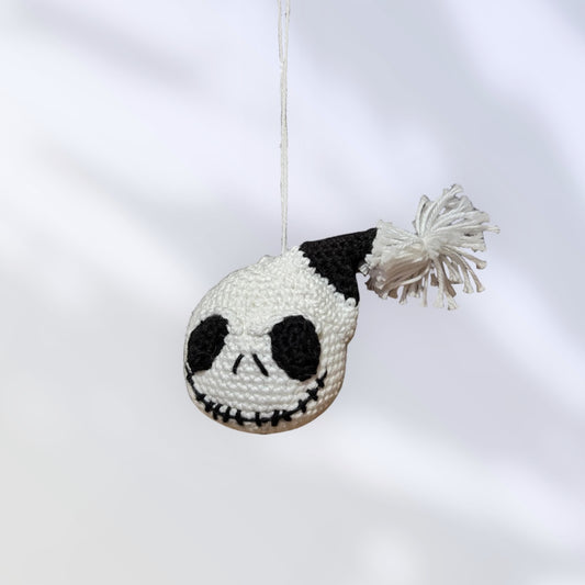 Boule Crochetée – Tête de Jack Skellington 🎄🖤